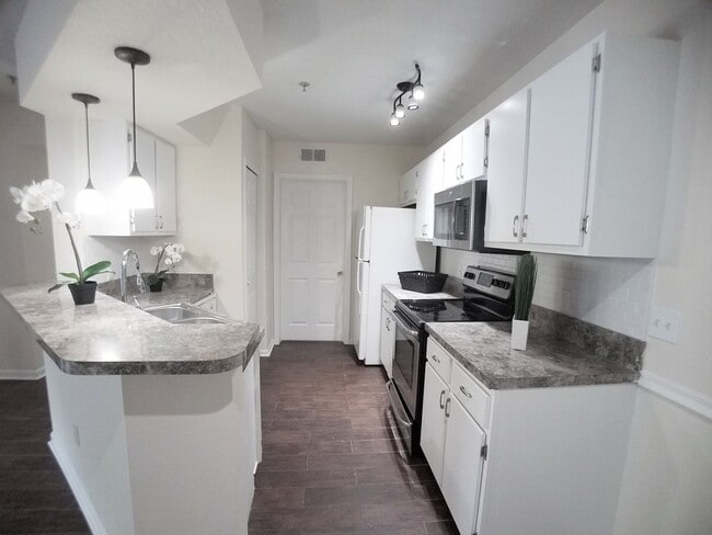 property at 802 Crest Pines Dr