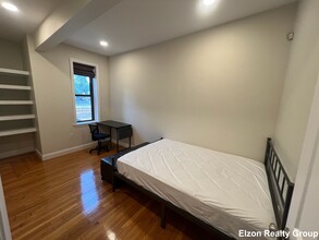 2021 Commonwealth Ave, Unit A in Boston, MA - Building Photo - Building Photo