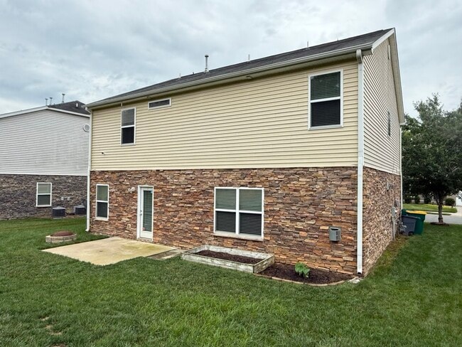 1739 Havenbrook Ct in Clemmons, NC - Building Photo - Building Photo