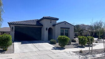 27425 N 30th Ln in Phoenix, AZ - Building Photo