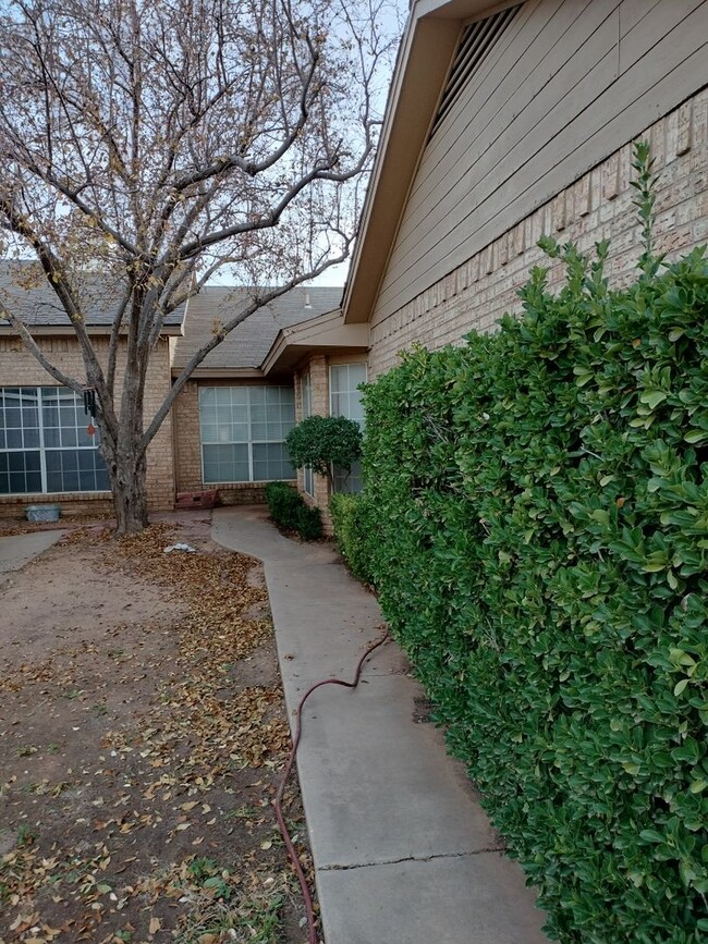 5551 93rd St in Lubbock, TX - Building Photo - Building Photo