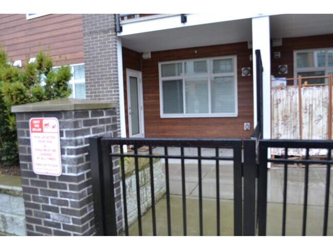 5415 Brydon Crescent in Langley, BC - Building Photo - Building Photo