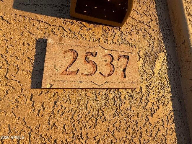 2537 S Sunnyvale Ave in Gilbert, AZ - Foto de edificio - Building Photo