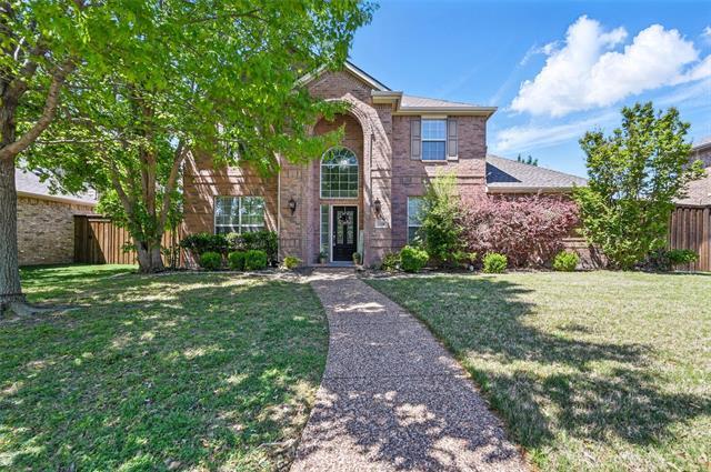 12339 Blue Ridge Dr in Frisco, TX - Foto de edificio