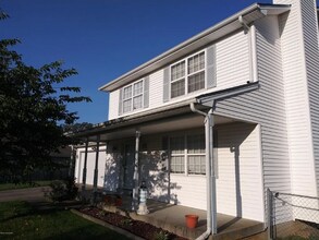 143 Wiltshire Ave in Vine Grove, KY - Building Photo - Building Photo
