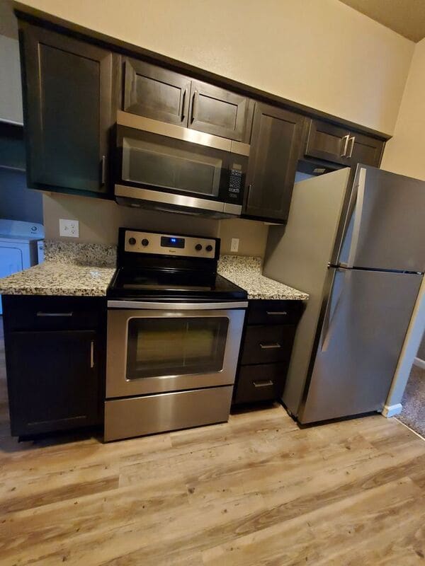 4255 Hawthorne Ave NE in Salem, OR - Building Photo - Building Photo
