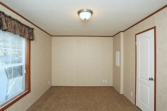 Moosic Heights in Moosic, PA - Foto de edificio - Interior Photo