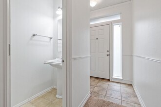 2378 NW 168th Pl in Beaverton, OR - Building Photo - Building Photo