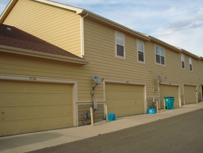 2815 Golden Wheat Ln in Fort Collins, CO - Foto de edificio - Building Photo