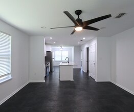 47 Graham Trail in Crawfordville, FL - Building Photo - Building Photo