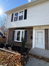 113 Catoctin Cir NE in Leesburg, VA - Building Photo - Building Photo