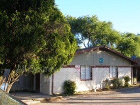 6506 S 1st St in Austin, TX - Building Photo