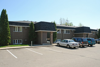 Village Dweller Apartments in Lakeville, MN - Building Photo - Building Photo