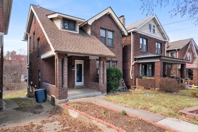 property at 3485 Beechwood Blvd