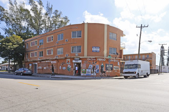 7001 NW 15th Ave in Miami, FL - Building Photo - Building Photo