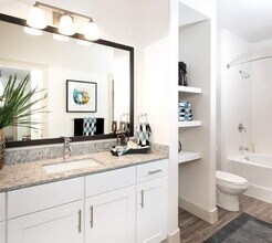 260 Davis St in McKinney, TX - Foto de edificio - Building Photo