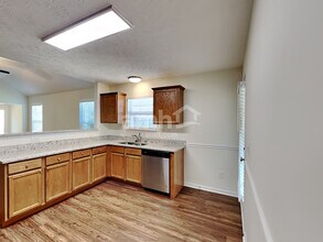 504 Commendable Ln in Smyrna, TN - Foto de edificio - Building Photo