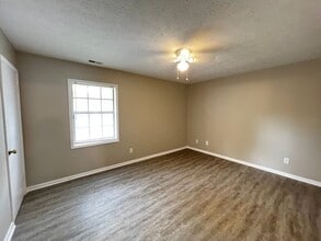 1429D Ireland Dr in Fayetteville, NC - Building Photo - Building Photo