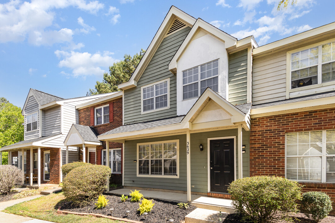 3629 Huyton Ct in Charlotte, NC - Foto de edificio