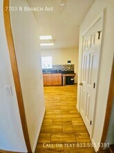 7703 N Branch Ave in Tampa, FL - Building Photo - Building Photo