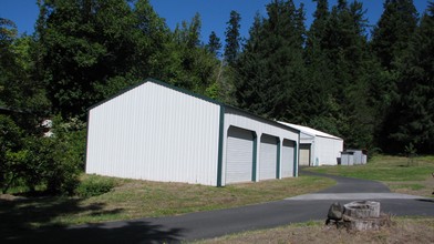 97075 N Bank Rogue River Rd in Gold Beach, OR - Building Photo - Building Photo