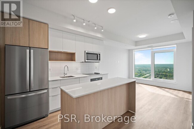 4235 Confederation Pkwy in Mississauga, ON - Building Photo - Building Photo