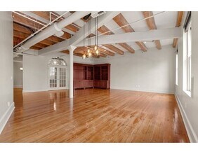 150 Lincoln St-Unit -5B in Boston, MA - Foto de edificio - Building Photo