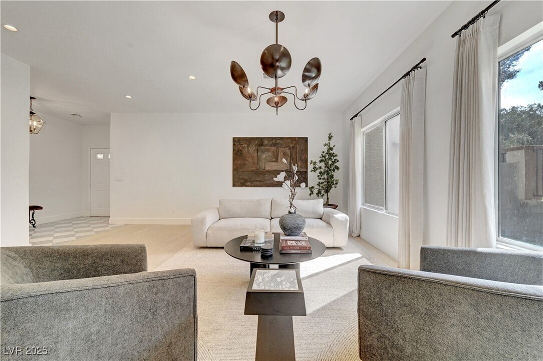 1108 Daytona Ln in Las Vegas, NV - Building Photo