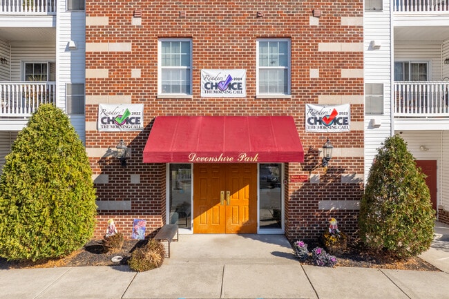 Devonshire Park Apartments in Allentown, PA - Foto de edificio - Building Photo