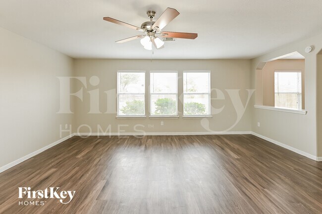 1935 Poco Dr in Missouri City, TX - Building Photo - Building Photo