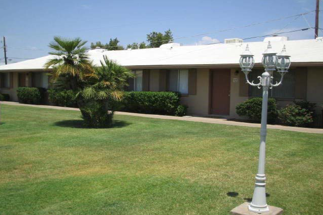 The Cottages at Hayward in Phoenix, AZ - Foto de edificio - Building Photo