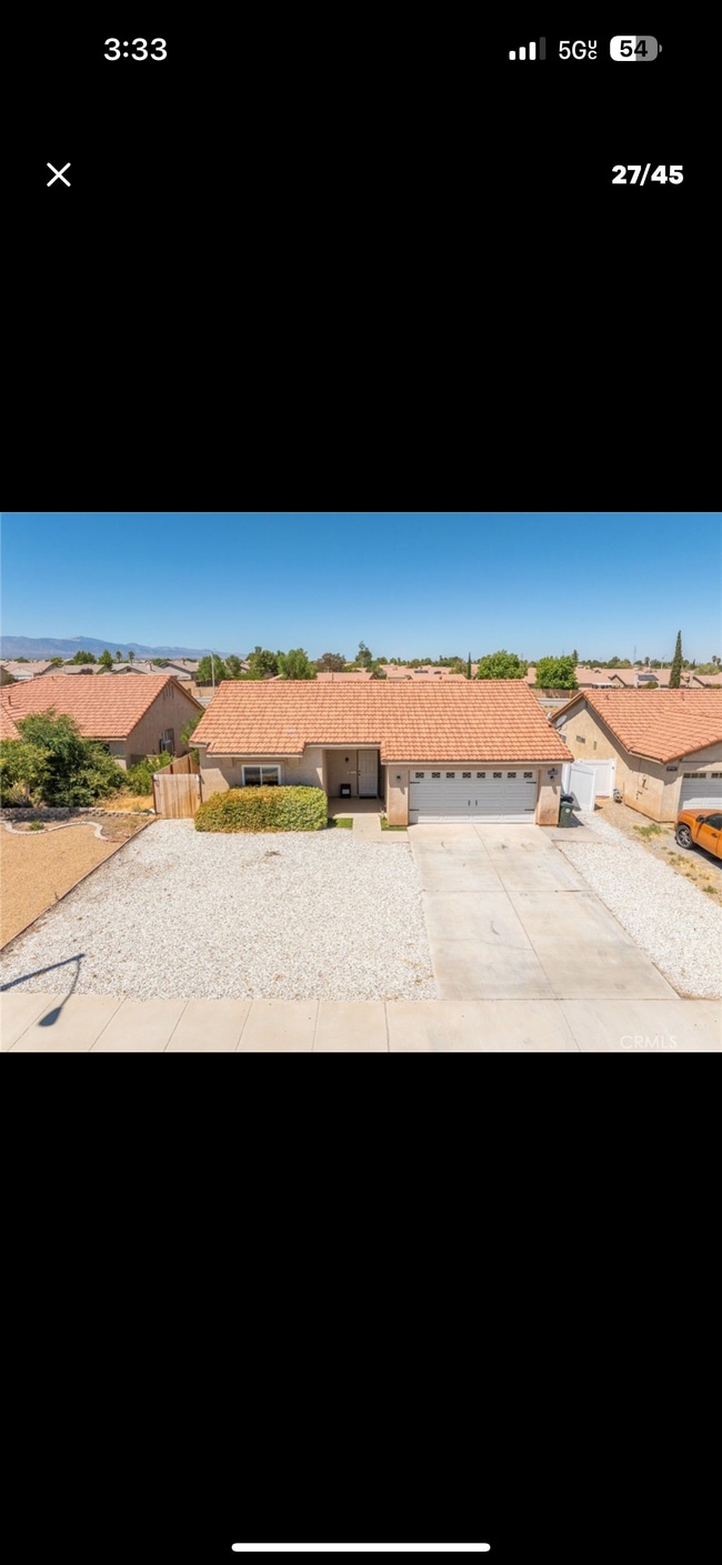 14618 Desert Rose Dr in Adelanto, CA - Building Photo - Building Photo