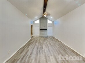 709 De Soto Dr in Desoto, TX - Building Photo - Building Photo