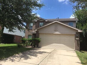5615 W Harrow Dr in Houston, TX - Building Photo - Building Photo