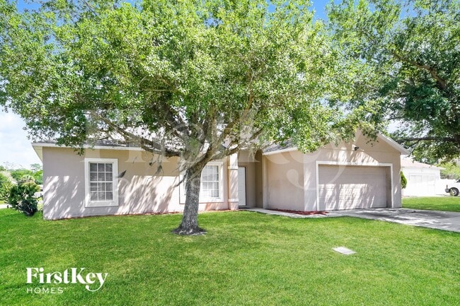 702 Cotulla Dr in Kissimmee, FL - Building Photo - Building Photo