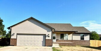 4424 S Doris Ct in Wichita, KS - Building Photo