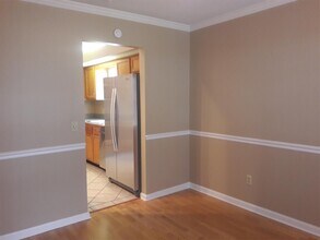 2562 Eiffel Cir W in Jacksonville, FL - Building Photo - Building Photo