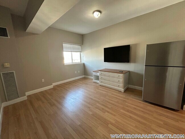 312 Shirley St in Winthrop, MA - Building Photo - Building Photo