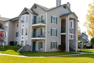 Parkwood Pointe in Idaho Falls, ID - Building Photo - Building Photo