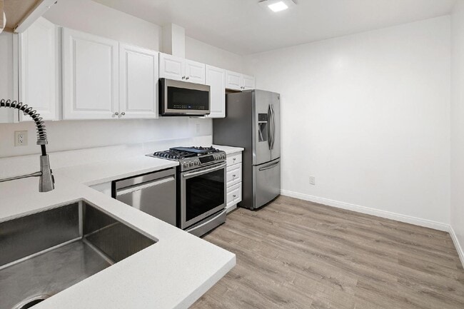6972 Dock Ct in San Diego, CA - Building Photo - Building Photo