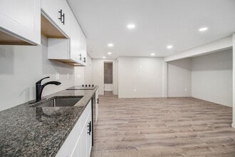2275 S Birch St in Denver, CO - Building Photo - Building Photo