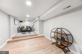 4633 Kernwood Ave, Unit Basement in Baltimore, MD - Building Photo - Building Photo