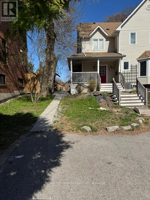 35 Cedarview Dr in Toronto, ON - Building Photo - Building Photo