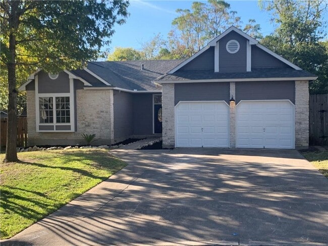 property at 2203 Tanglevine Dr