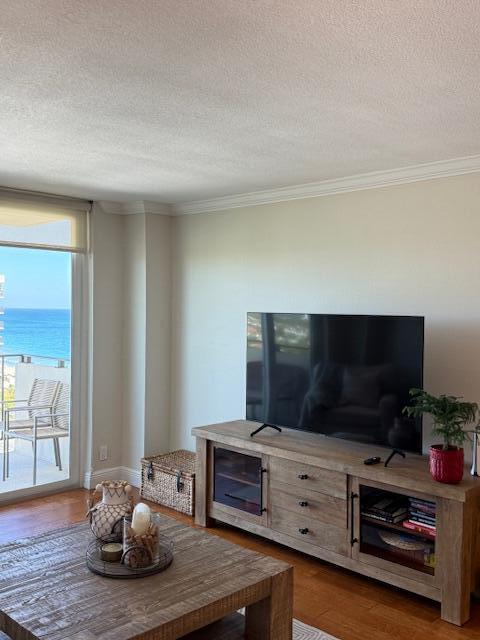 1900 S Ocean Blvd in Pompano Beach, FL - Building Photo - Building Photo