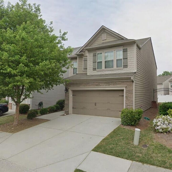 107 Greenfield Dr in Dawsonville, GA - Building Photo