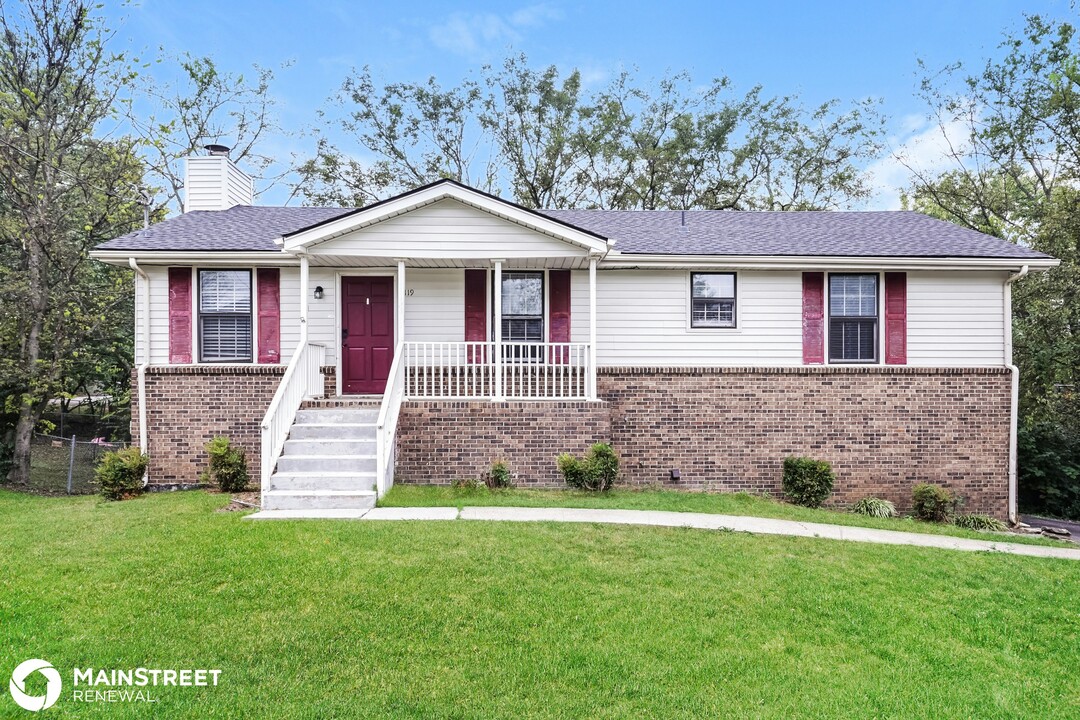 119 Overlook Dr in Hendersonville, TN - Building Photo