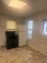 60 W Hazeltine Ave in Kenmore, NY - Building Photo - Building Photo