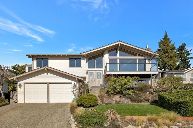 8234 NE 115th Pl in Kirkland, WA - Building Photo - Building Photo