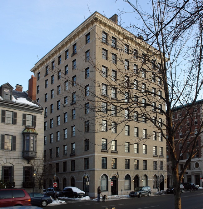 68 Beacon St in Boston, MA - Building Photo - Building Photo